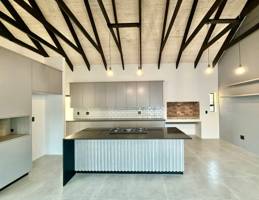 3 Bedroom Property for Sale in Country Club Western Cape